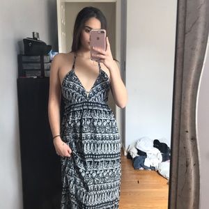 Black and white patterned dress